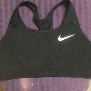 Nike Sports Bra-Pls read description